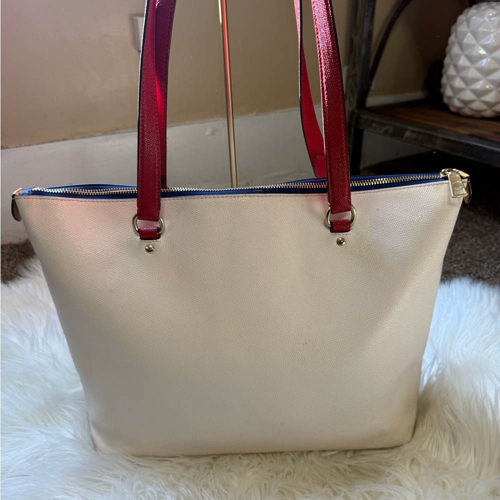 Coach Ivory Tote with Red Handles and Navy Trim - Picture 3 of 11